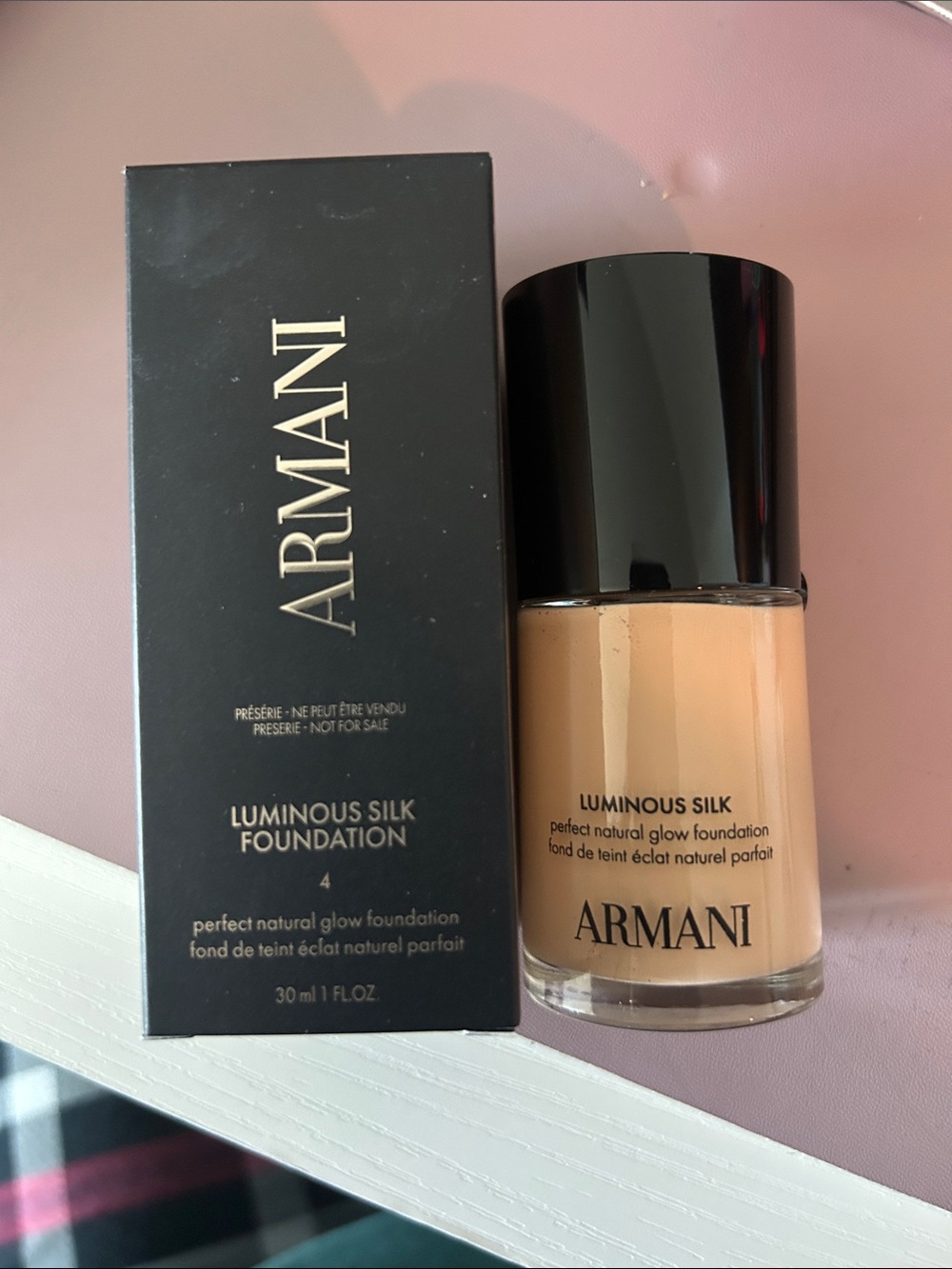 Giorgio Armani Luminous Silk Foundation – shade 4 (new and unopened)